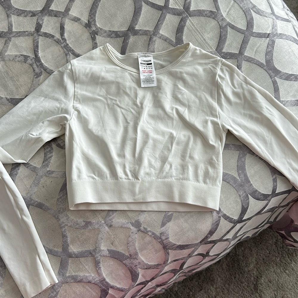 Gymshark Everyday Seamless Long Sleeve Crop Top soft white XS NWOT